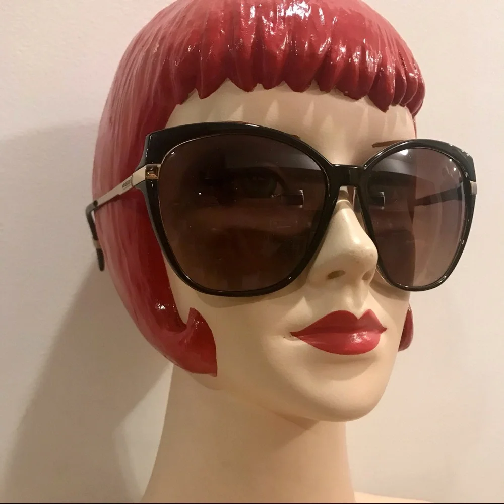 Von Zipper ‘Begonia’ black frame, yellow metal hinges oversized sunglass…